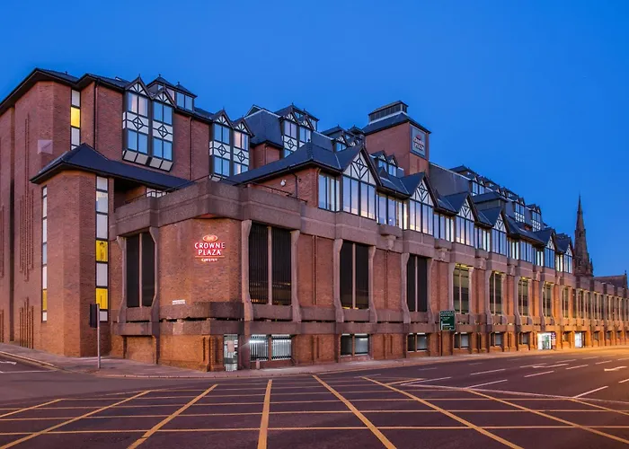 Crowne Plaza Chester By IhgSpa Hotel